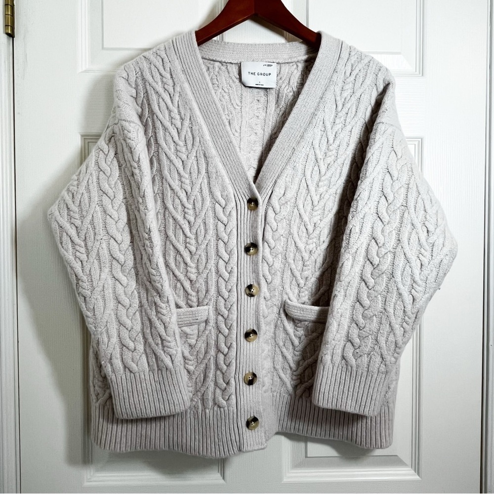 Aritzia Cream Untethered Heavy Wool Cable Knit Cardigan Size 1 Large